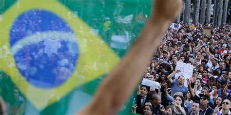  Protestos de 2013: Khúc hành ca bất mãn của thế hệ Millennials Brazil